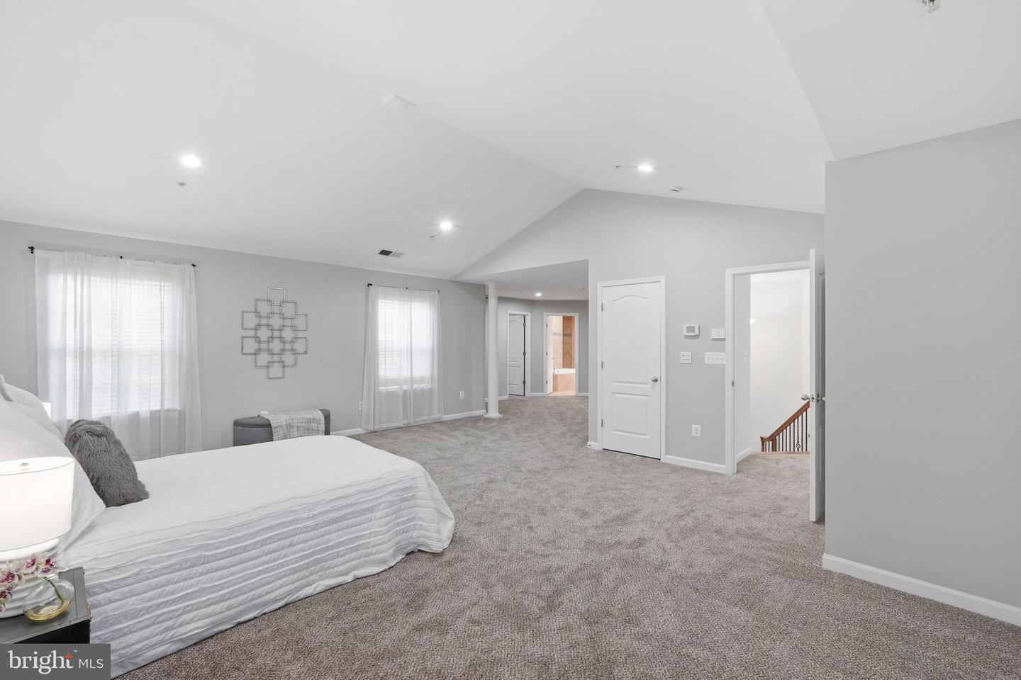 16204 Broxburn Ln Property Photo 22