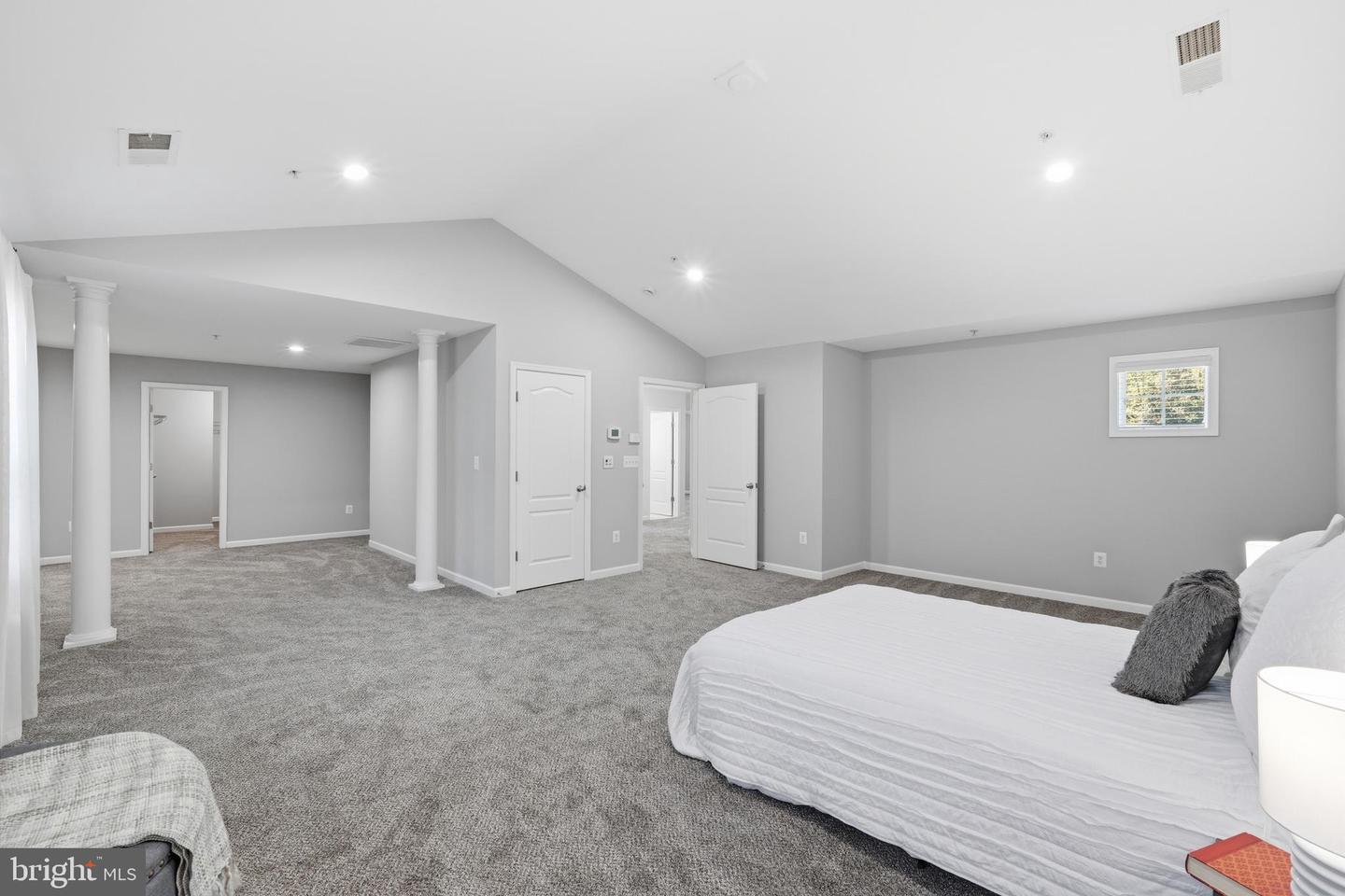 16204 Broxburn Ln Property Photo 23