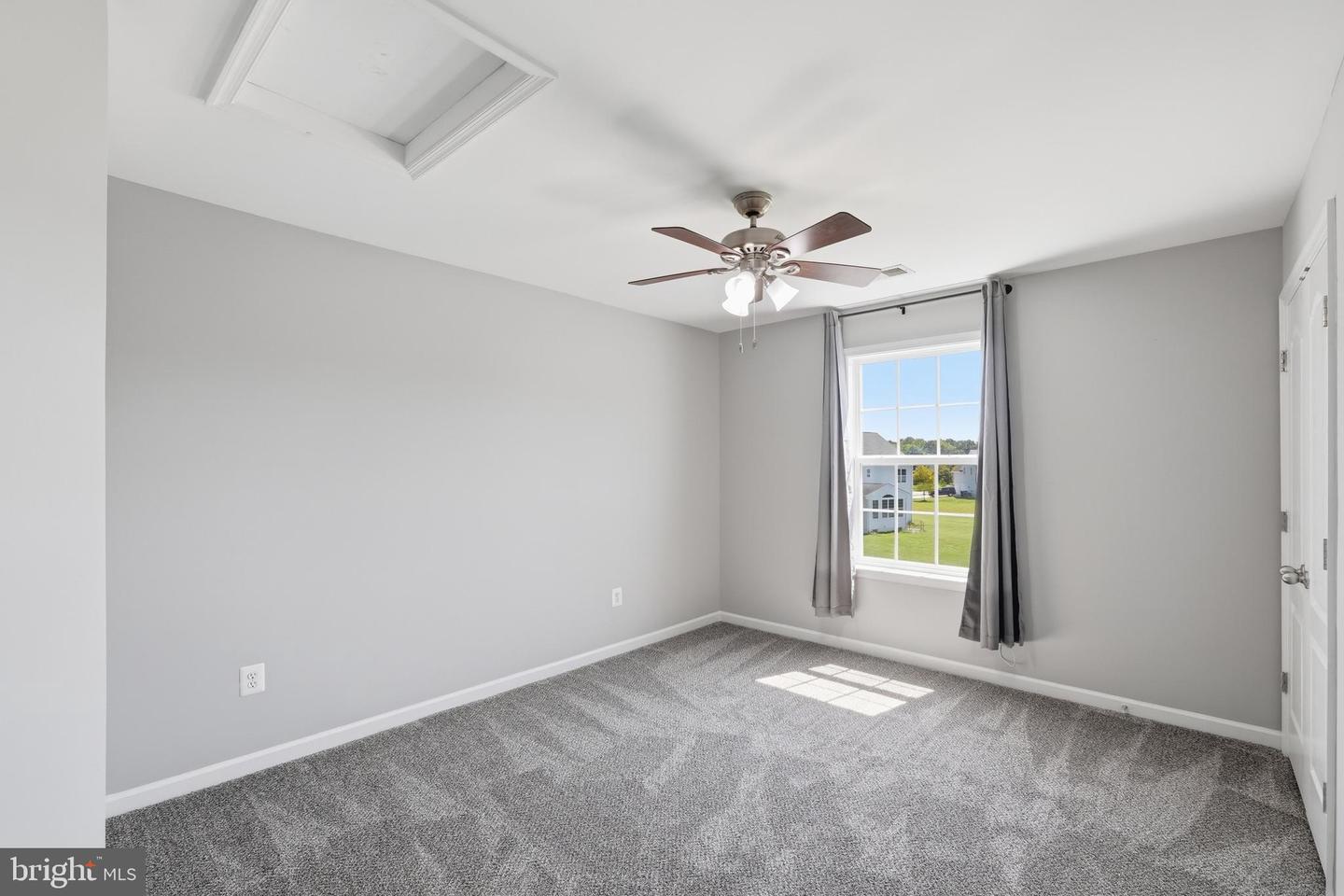 16204 Broxburn Ln Property Photo 27