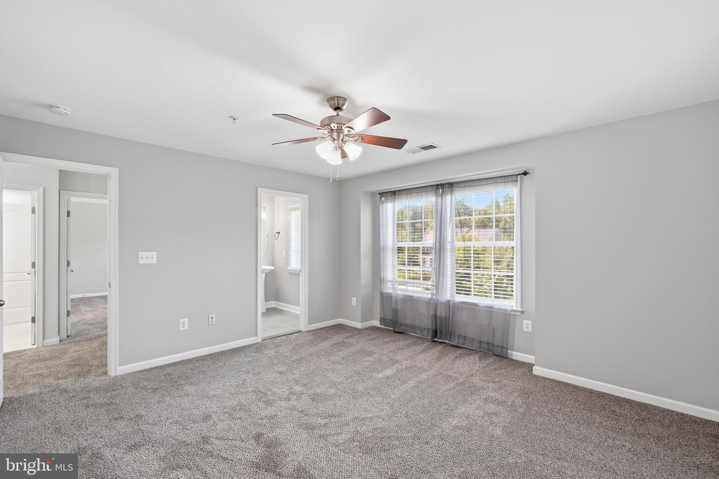 16204 Broxburn Ln Property Photo 32