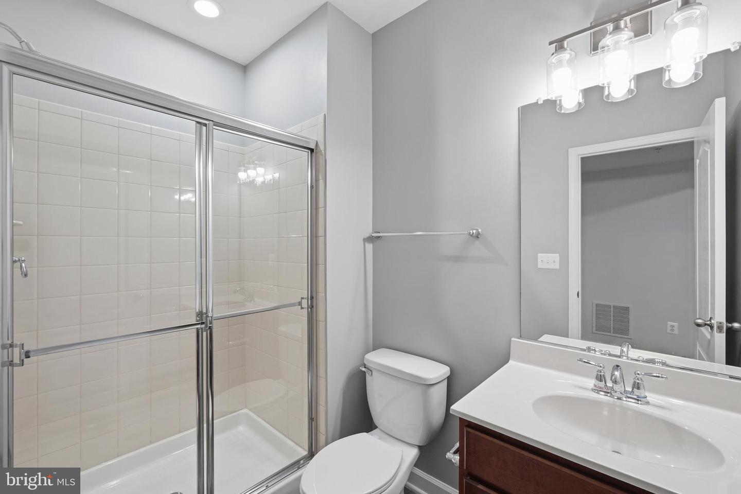 16204 Broxburn Ln Property Photo 36
