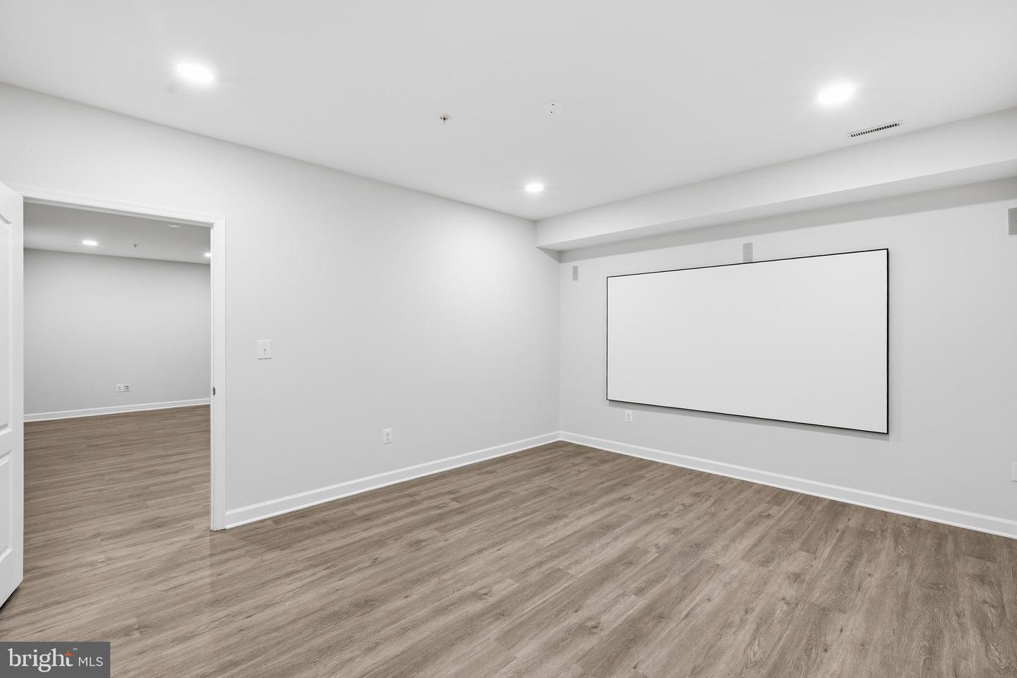 16204 Broxburn Ln Property Photo 37