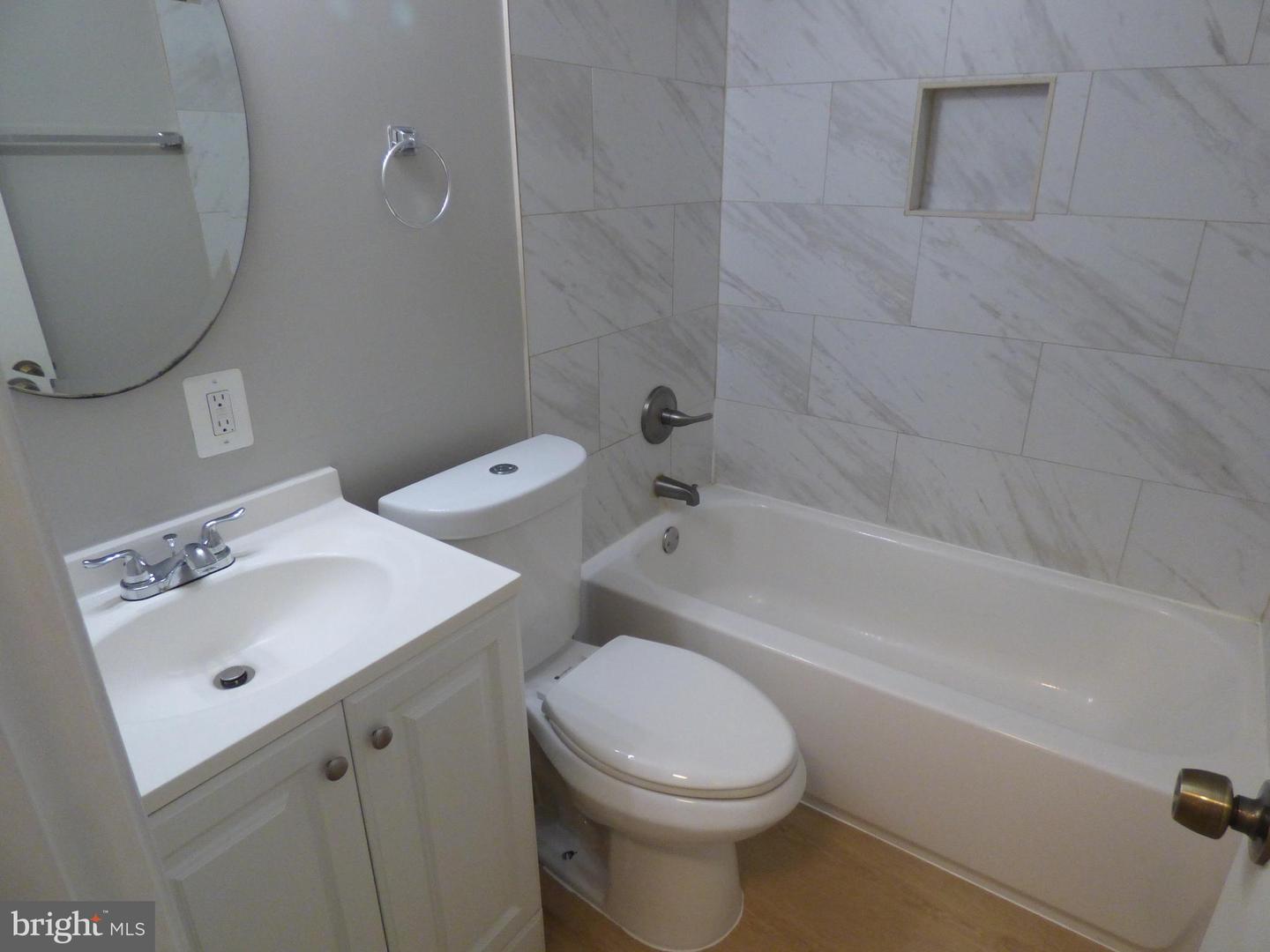 1204 Westview Ter Property Photo 24
