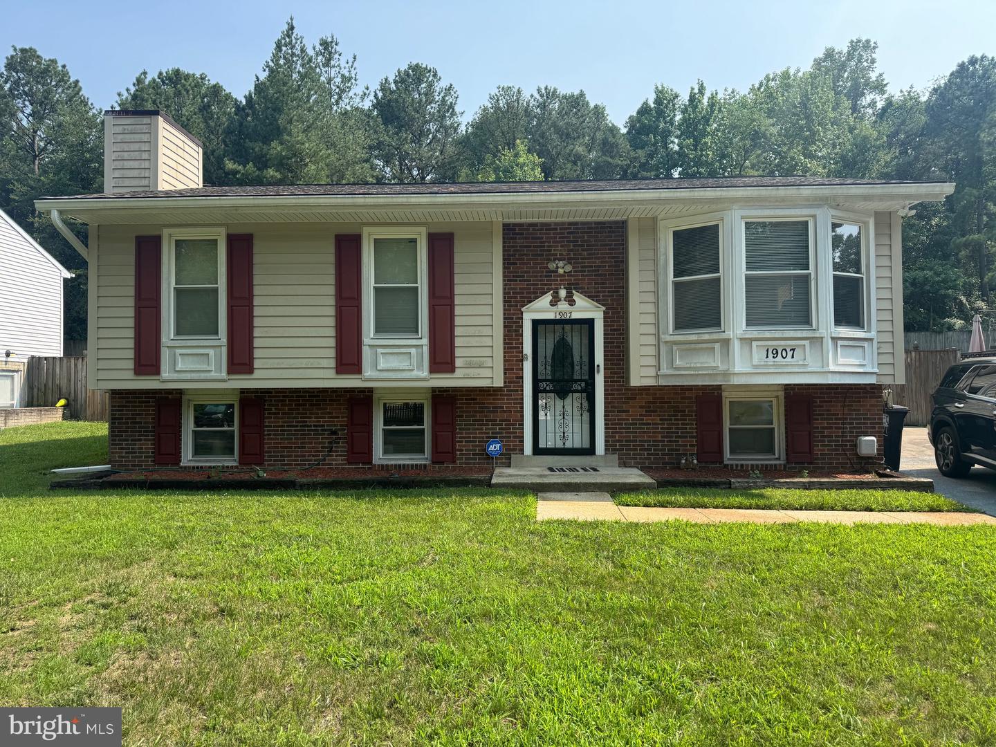 1907 Mystic Ave Property Photo 1