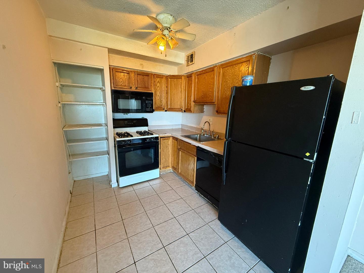 4410 Oglethorpe St #708 Property Photo 4