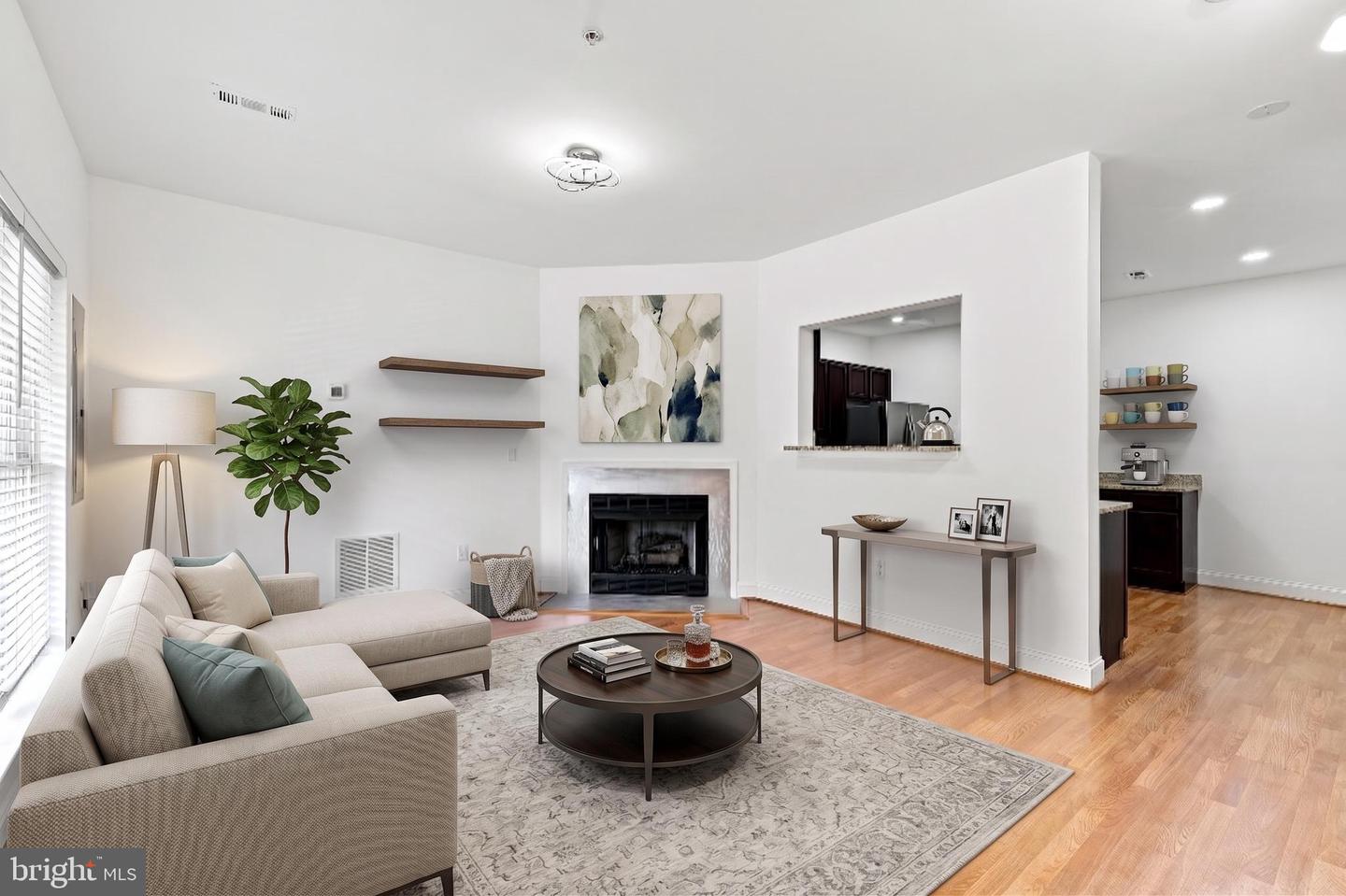 4006 Eager Ter Property Photo 5