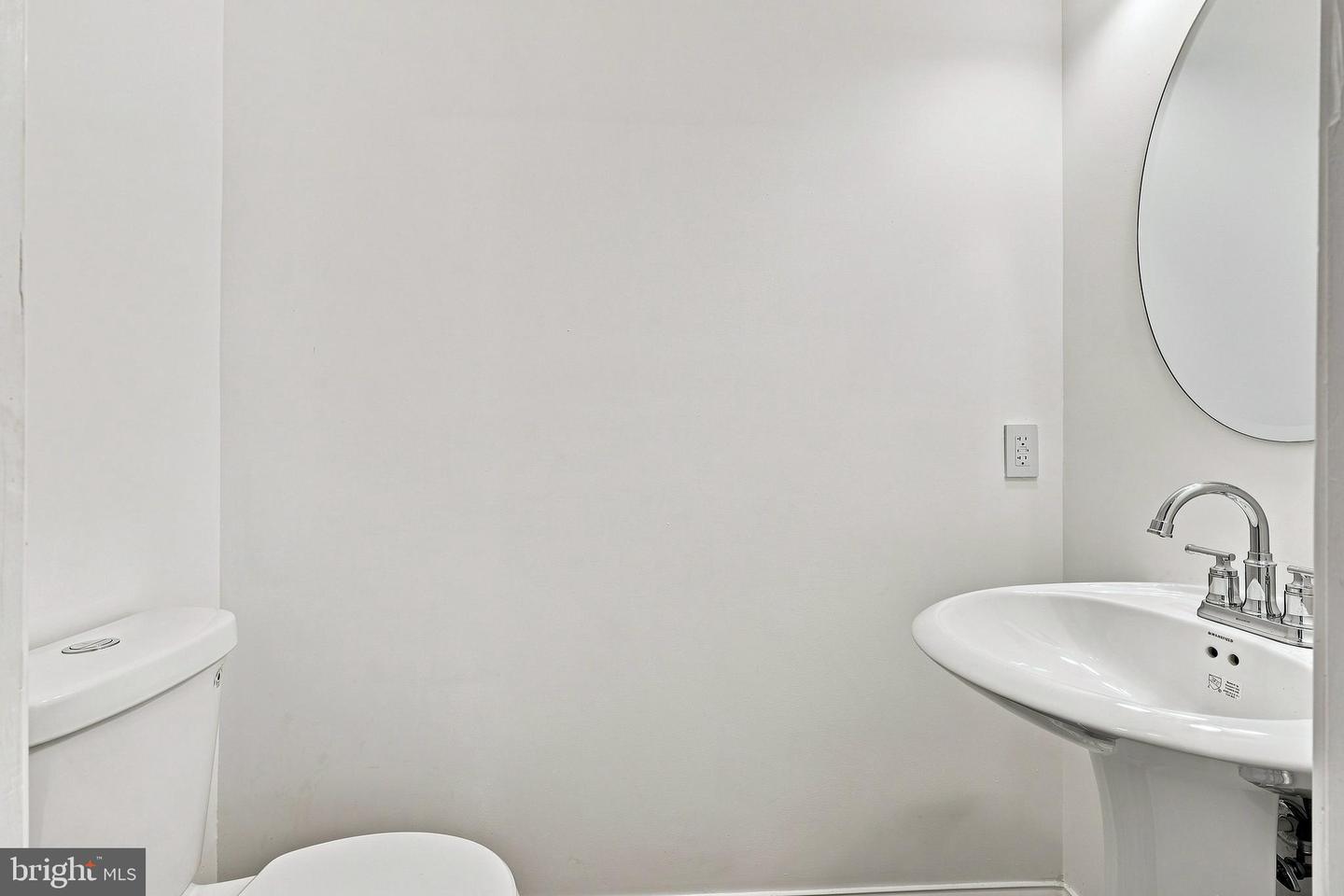 4006 Eager Ter Property Photo 12