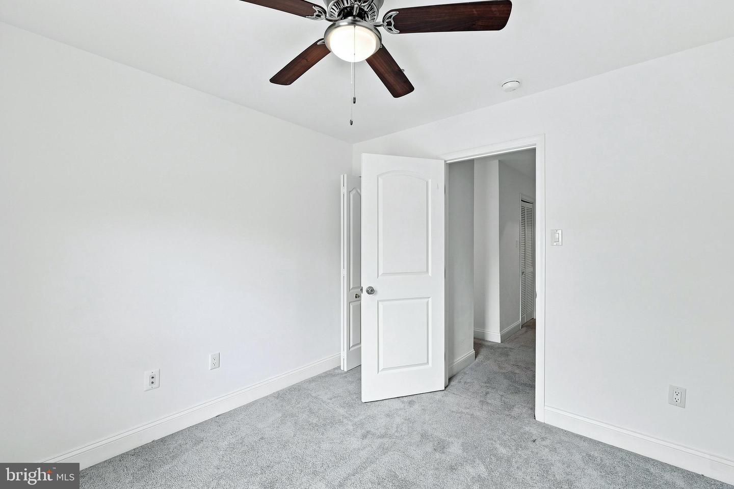 4006 Eager Ter Property Photo 13