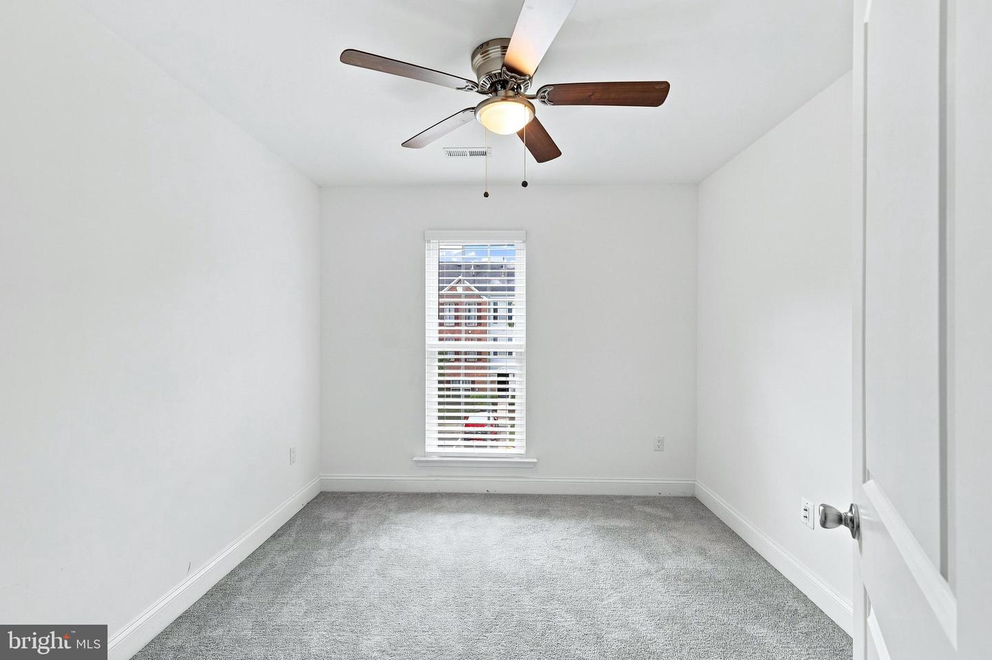 4006 Eager Ter Property Photo 14