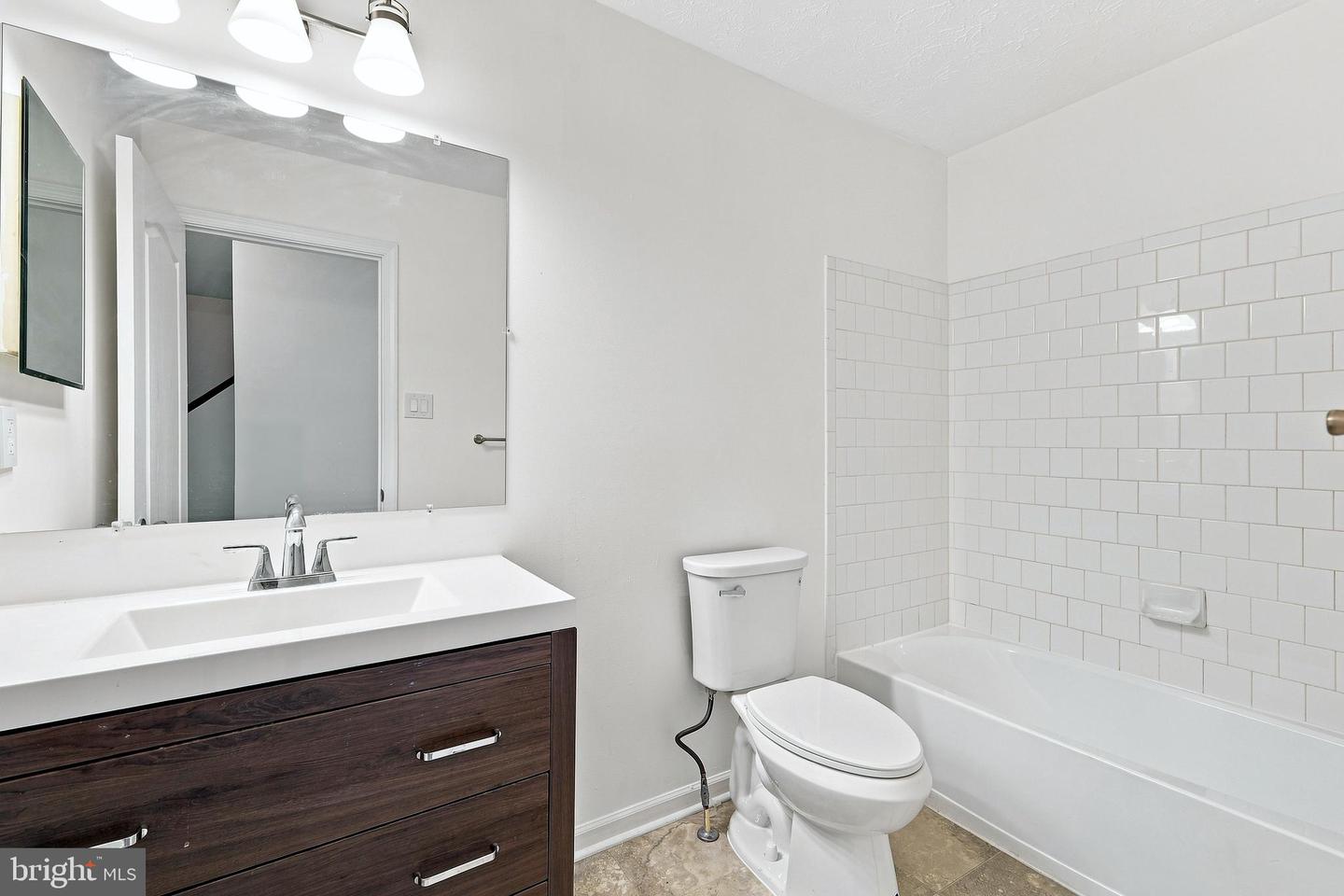 4006 Eager Ter Property Photo 20