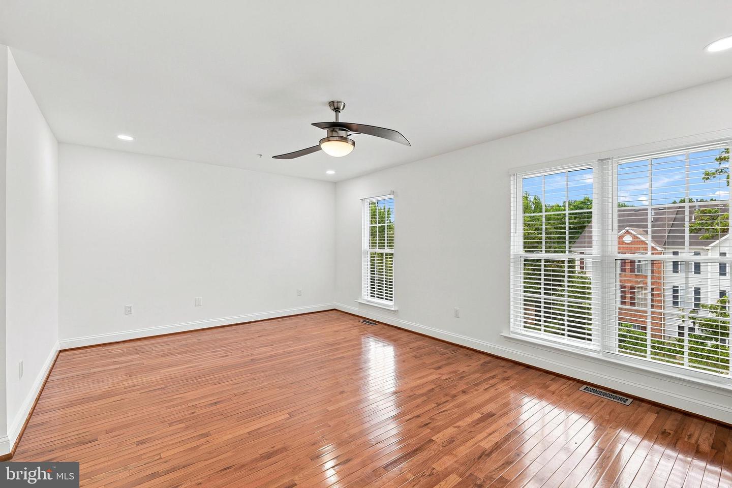 4006 Eager Ter Property Photo 23