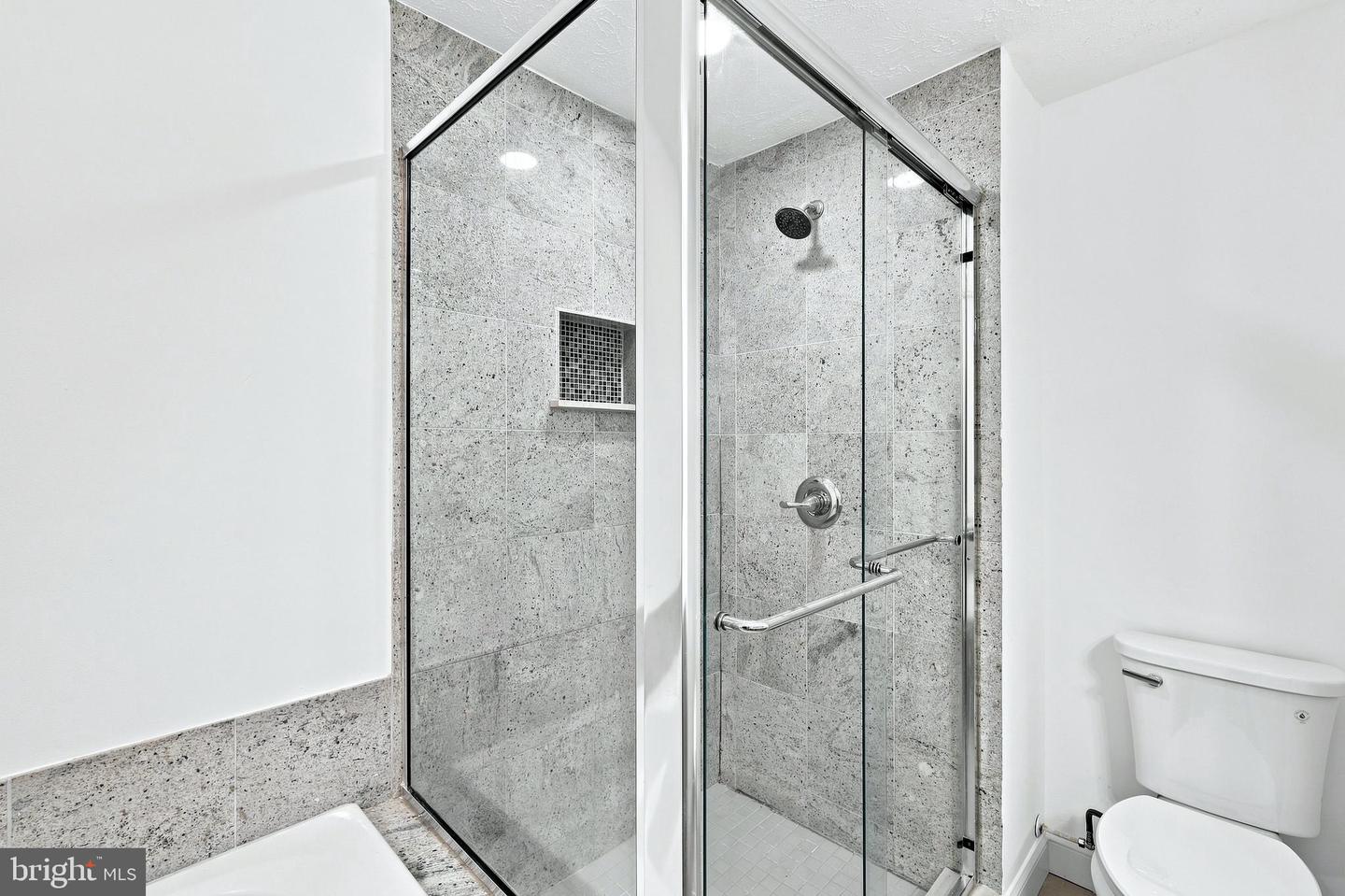 4006 Eager Ter Property Photo 31