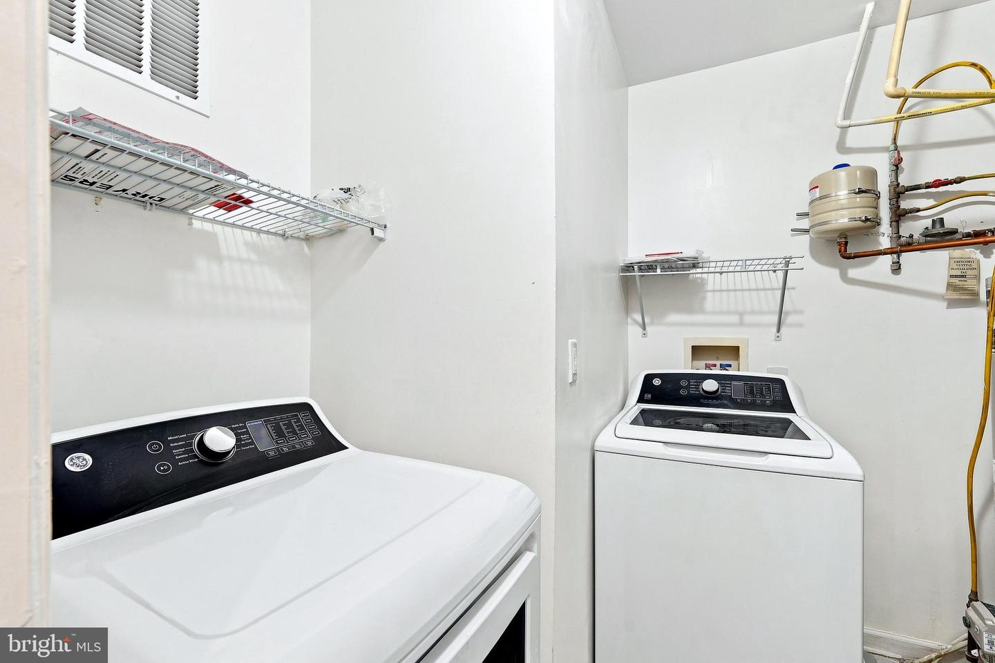 4006 Eager Ter Property Photo 34