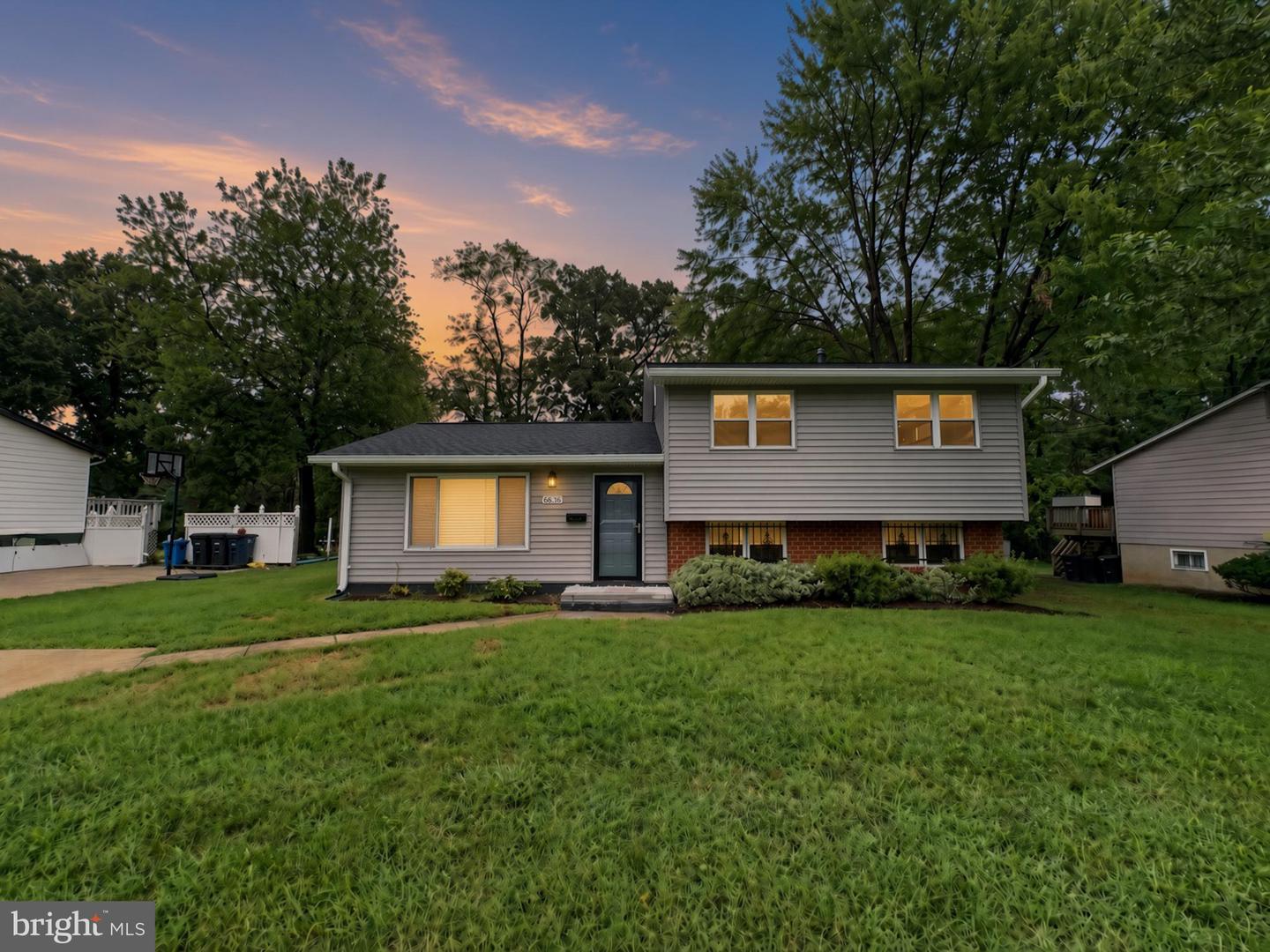 8636 REICHER ST Property Photo 1