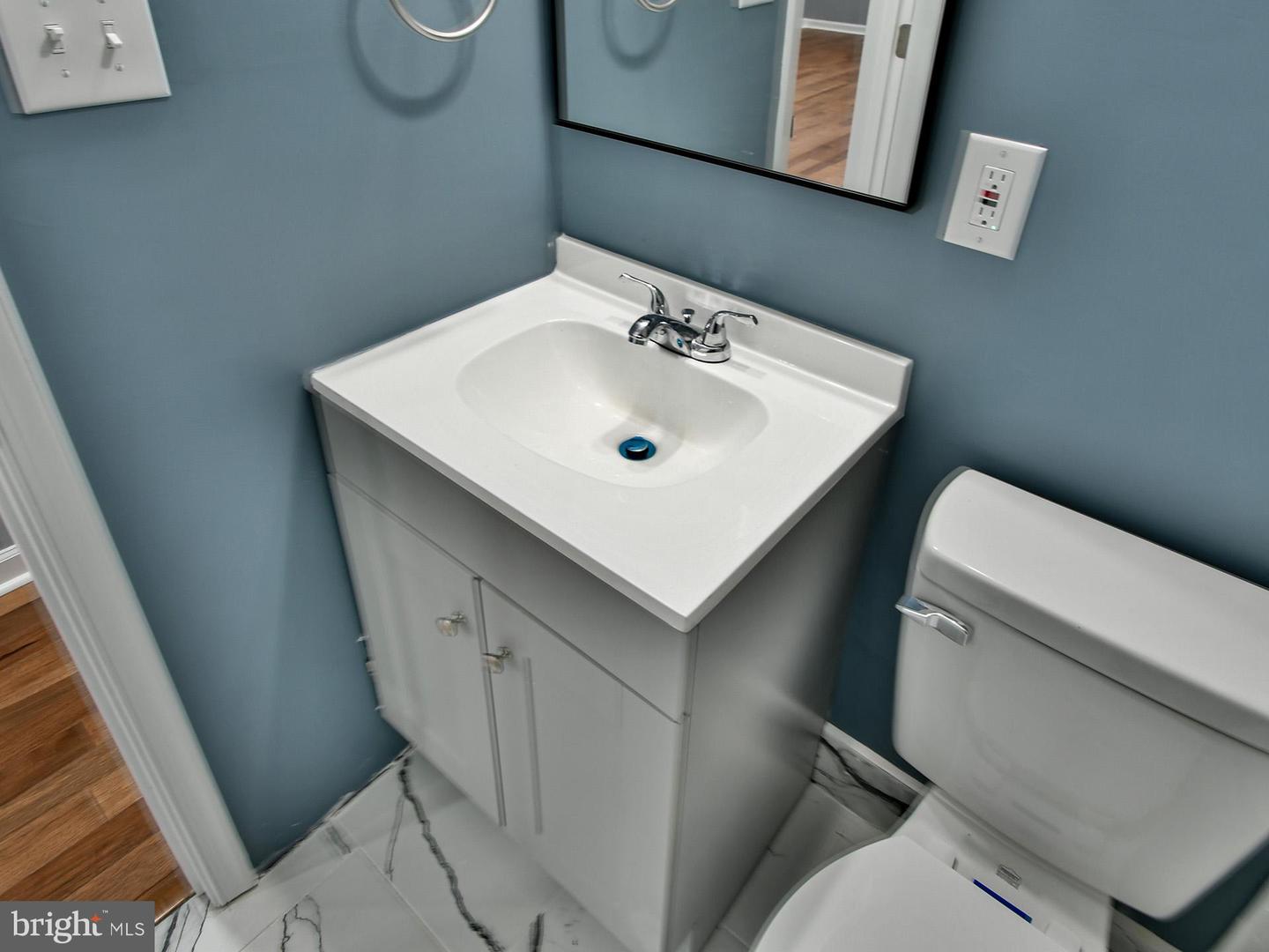 5812 Suitland Rd #(main Level) Property Photo 20