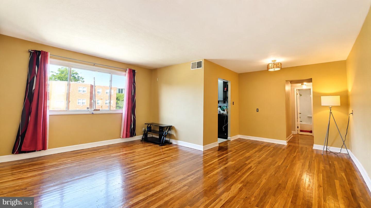 3839 Hamilton St #k-301 Property Photo 3