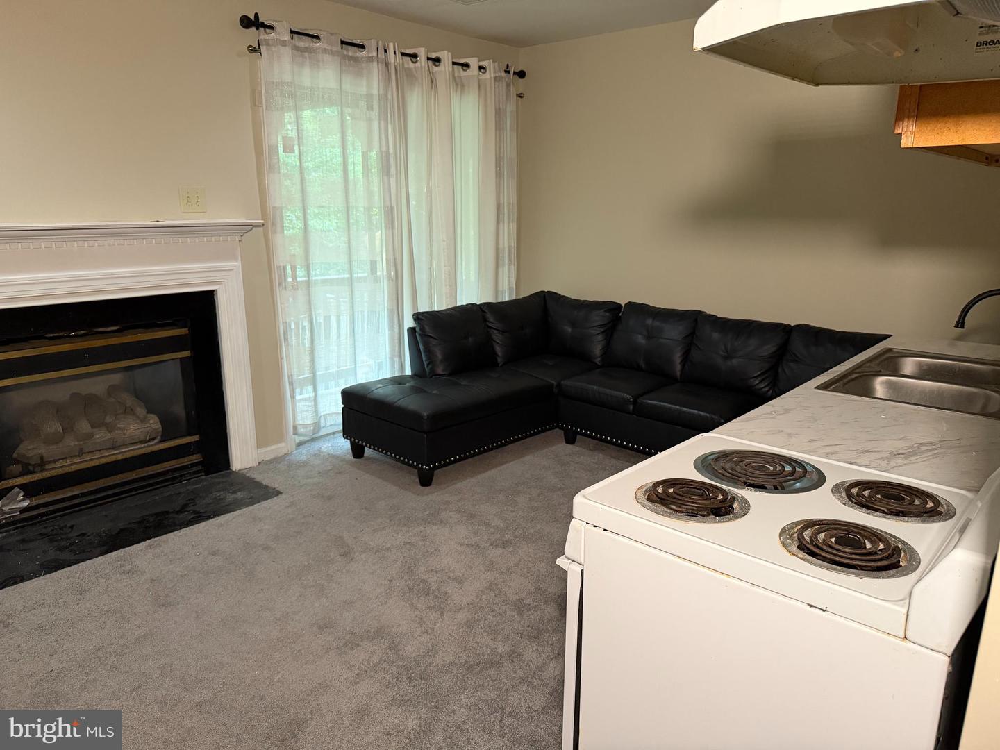 853 FARAWAY CT Property Photo 1