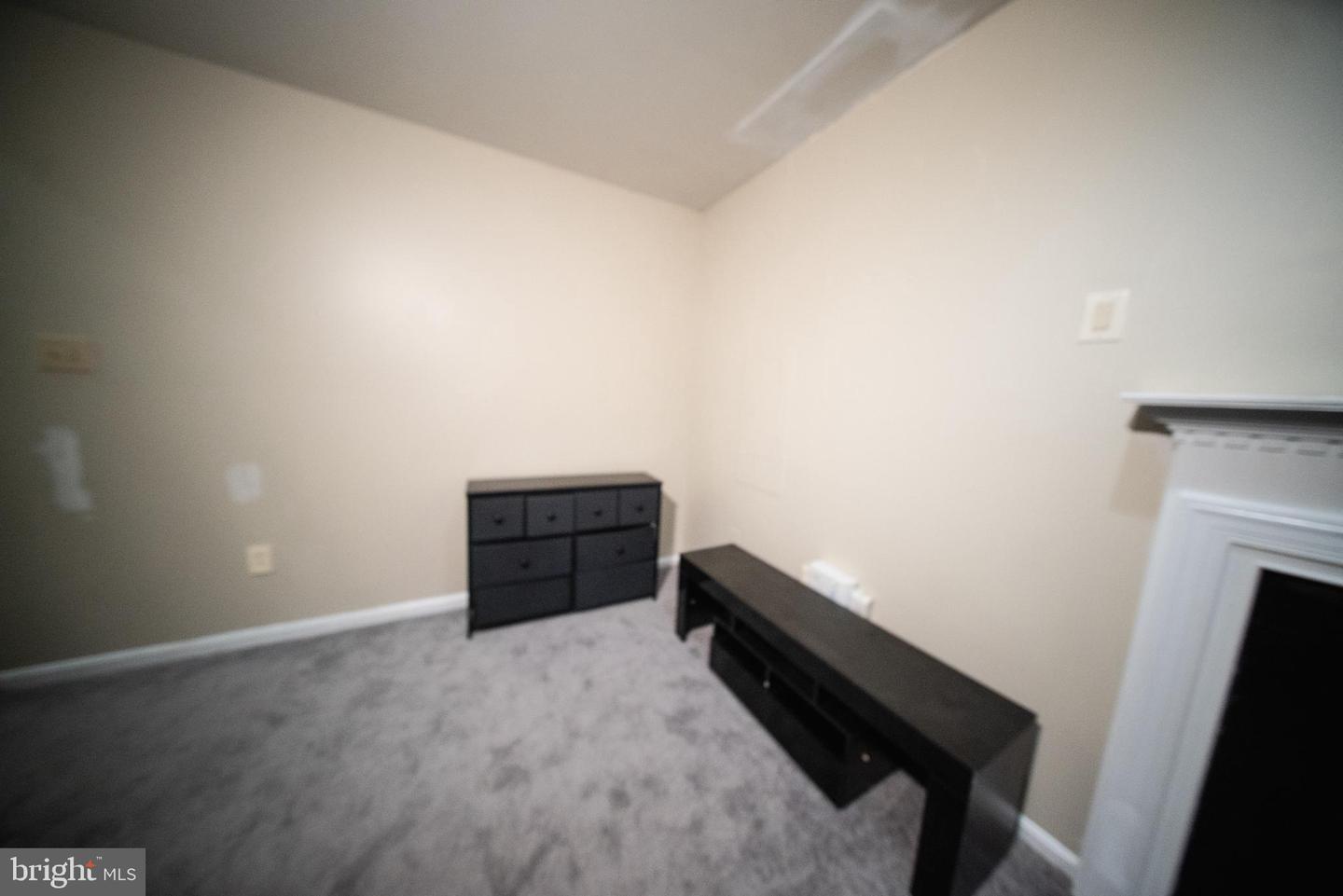 853 Faraway Ct Property Photo 19