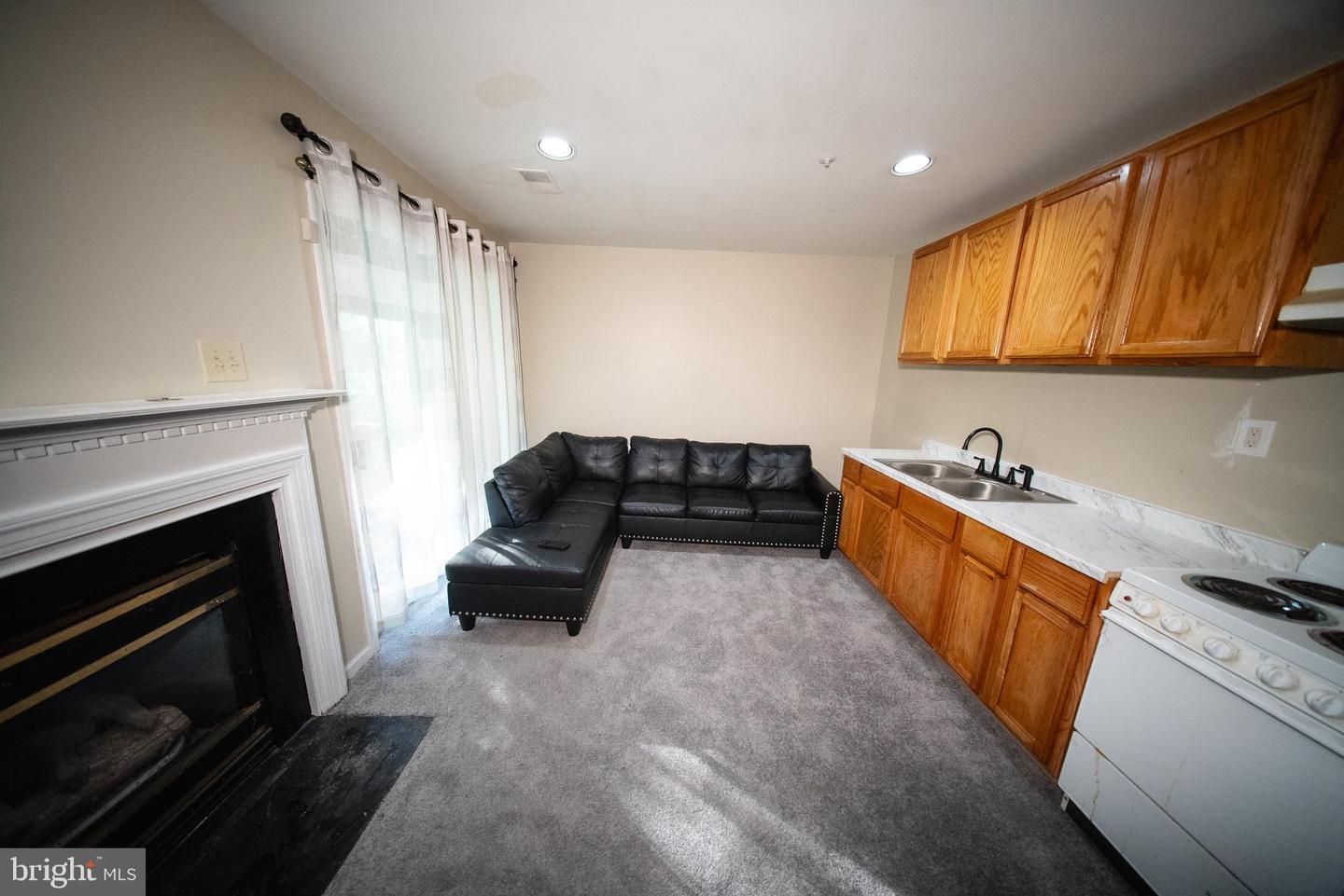 853 Faraway Ct Property Photo 23