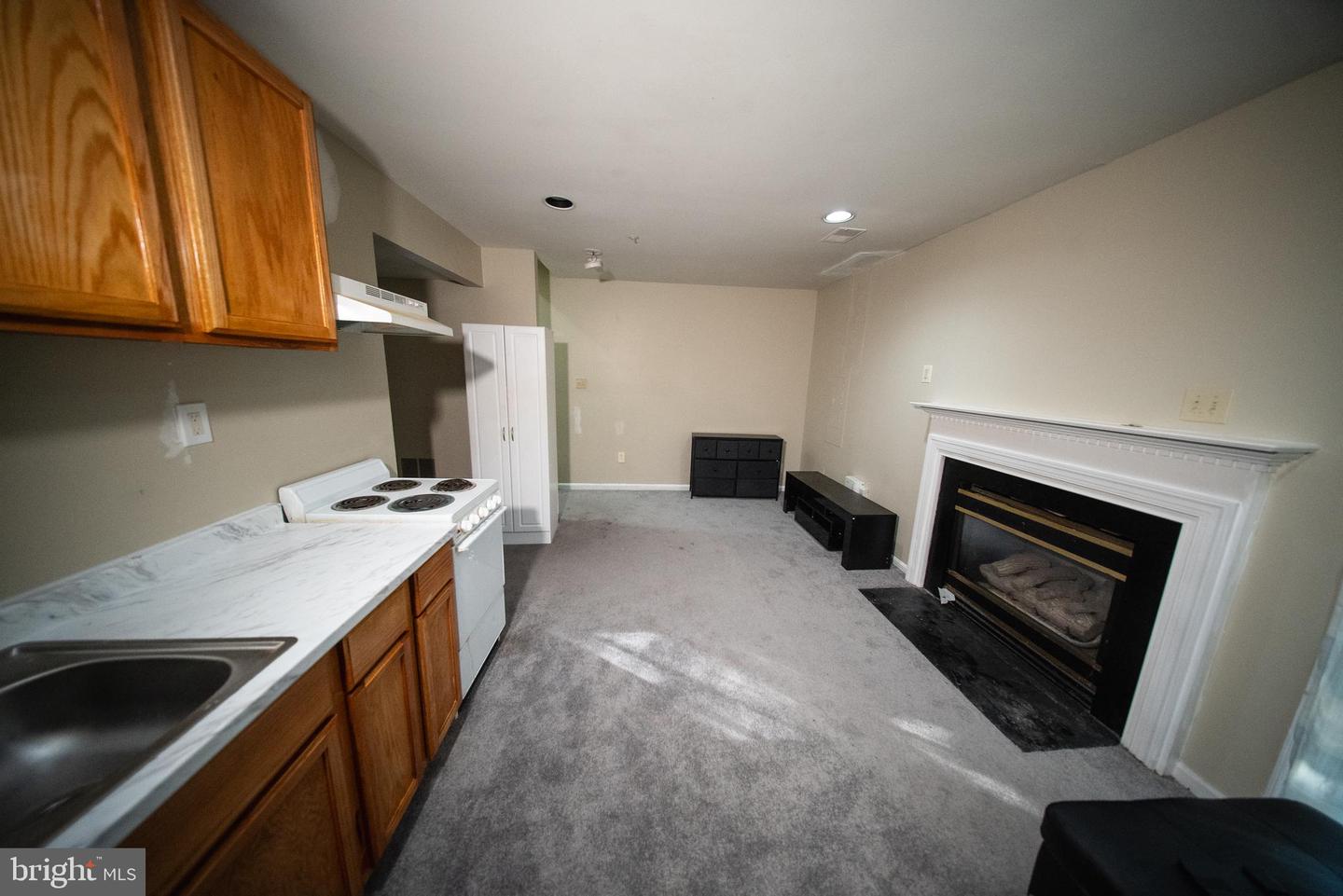 853 Faraway Ct Property Photo 29