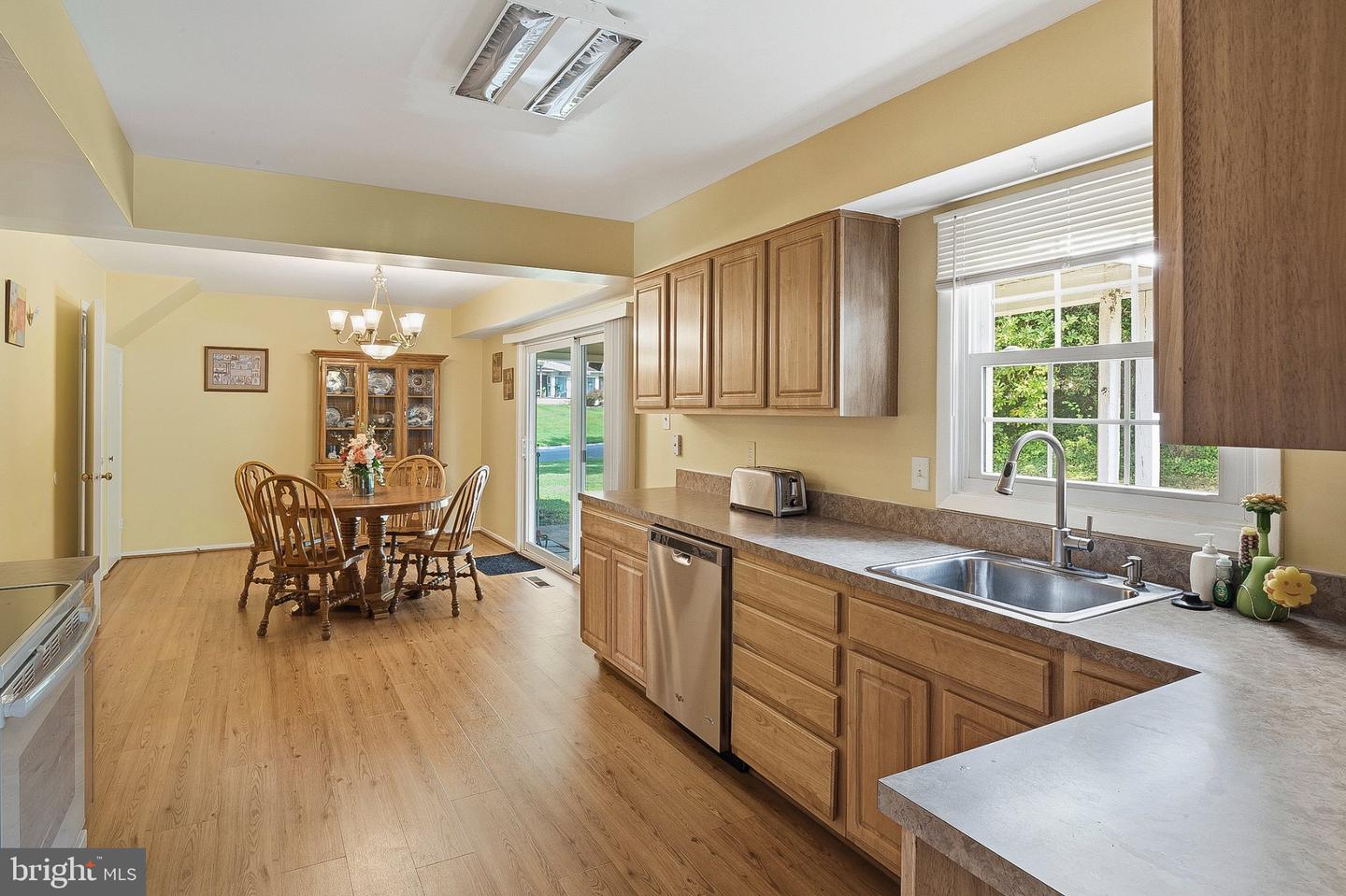 2921 Barrister Ln Property Photo 10