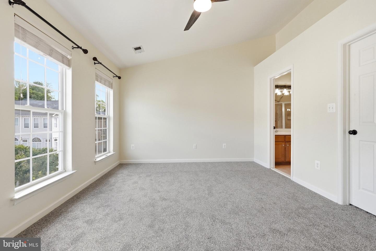 941 Pine Forest Ln #1910 Property Photo 22