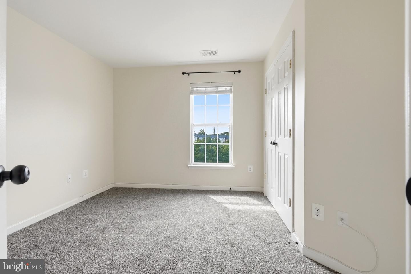 941 Pine Forest Ln #1910 Property Photo 28