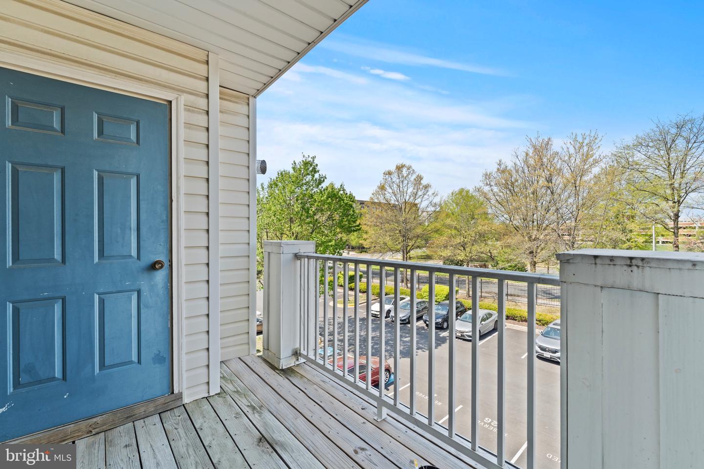 8951 Town Center Cir #3-303 Property Photo 10