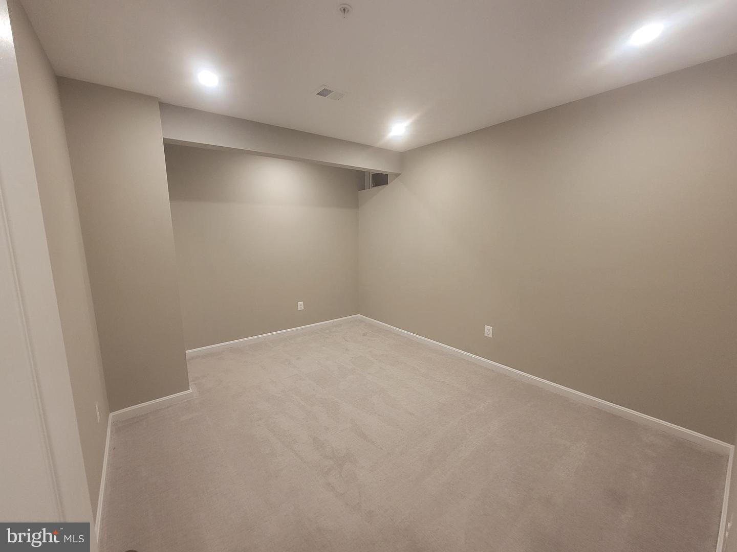16622 Tortola Dr Property Photo 29