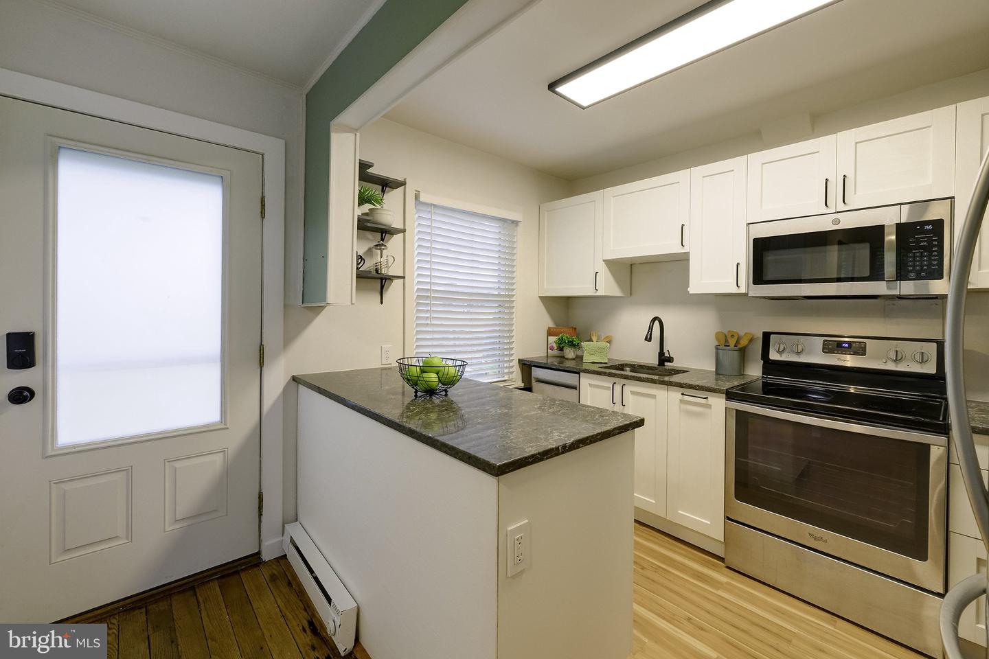 9-h Southway Property Photo 7