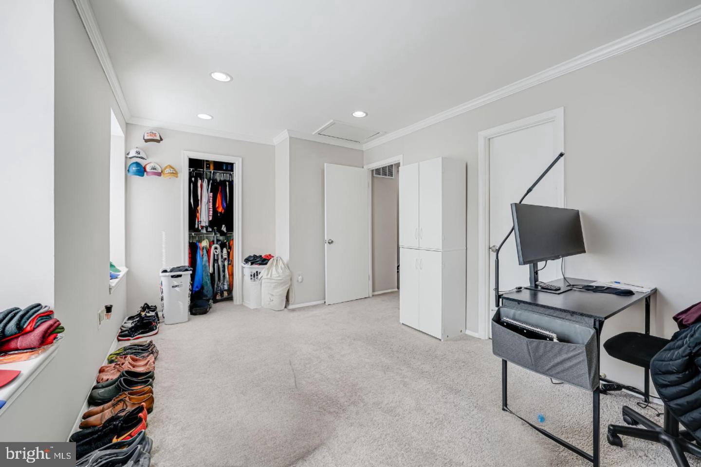 6103 Hil Mar Dr Property Photo 18