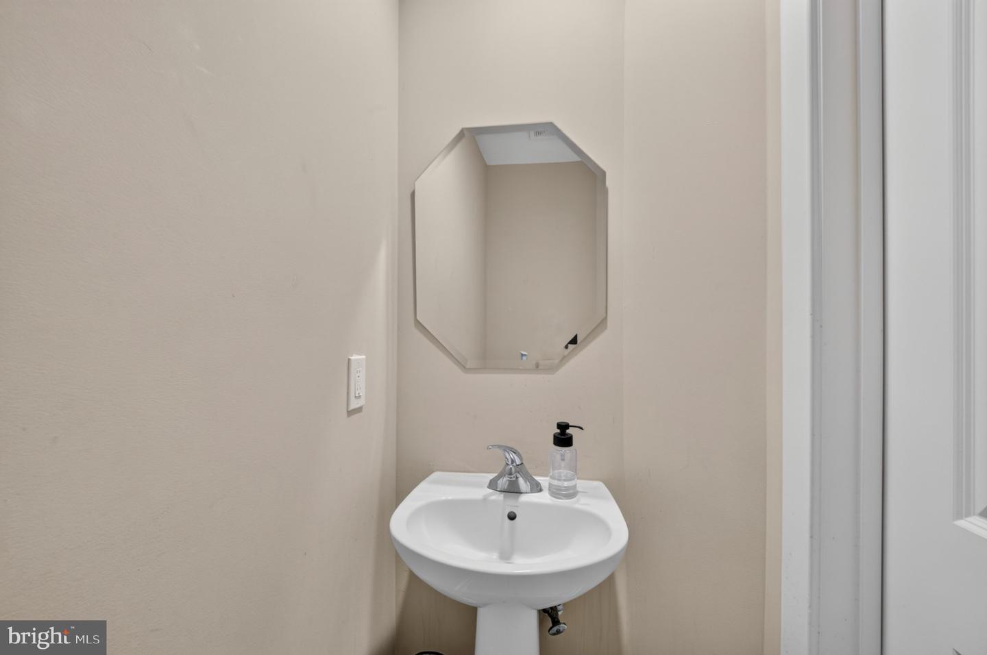 4408 Kennedy Property Photo 26