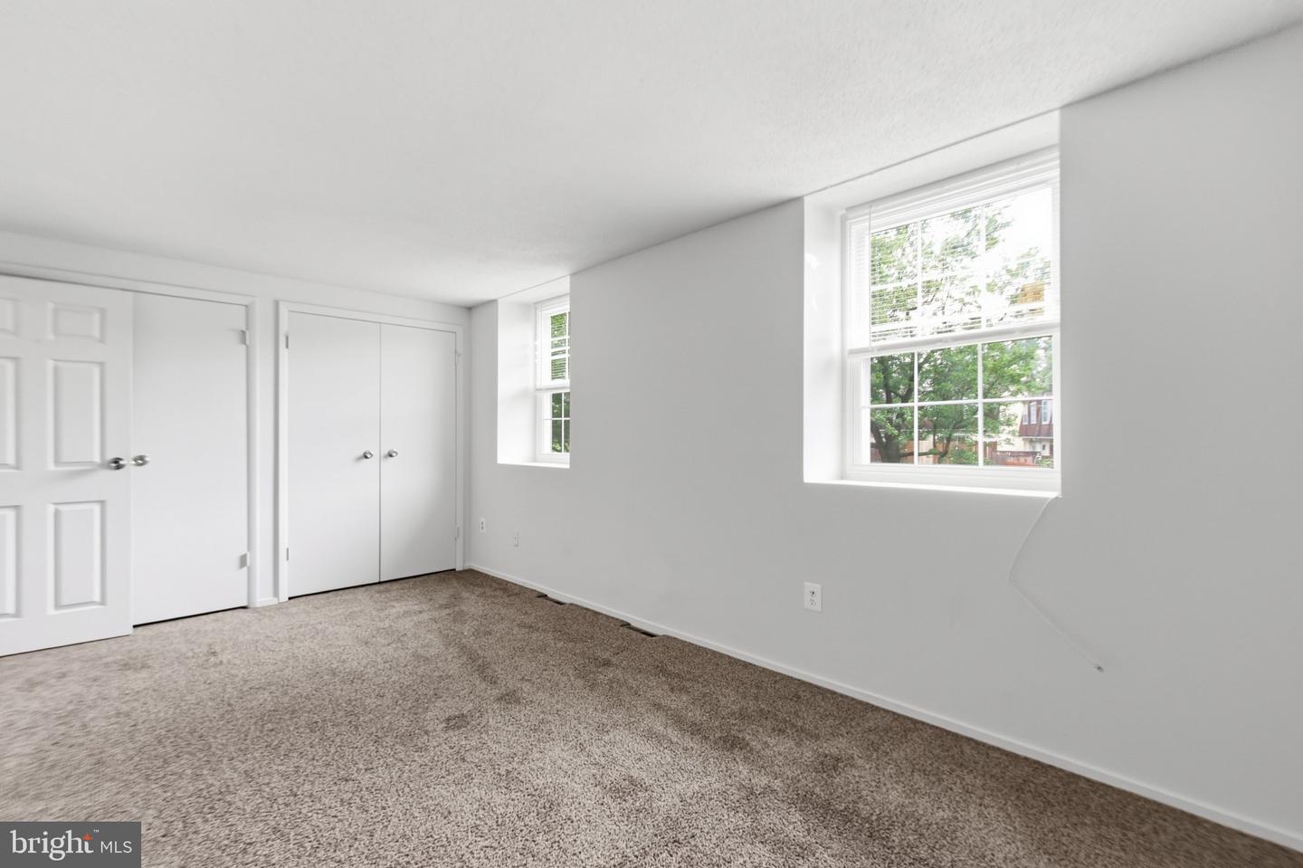 1924 Dutch Village Dr #t-228 Property Photo 31