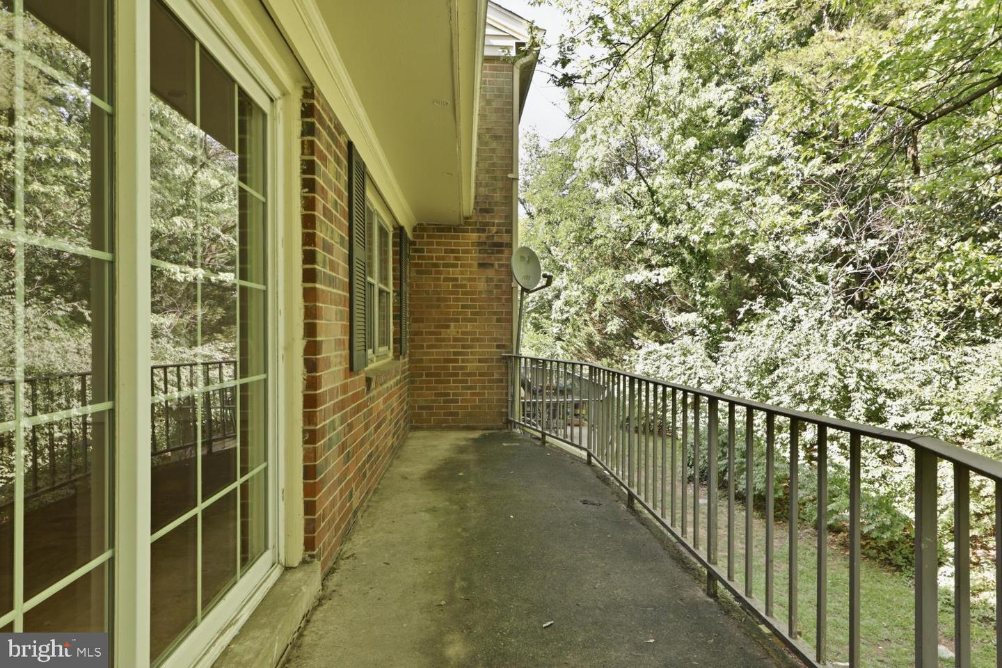5920 Westchester Park Dr Property Photo 14