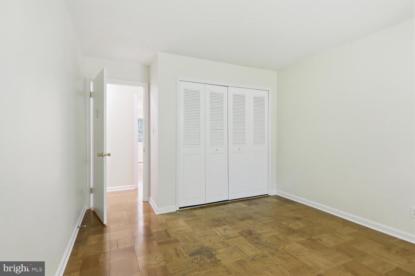 5920 Westchester Park Dr Property Photo 29