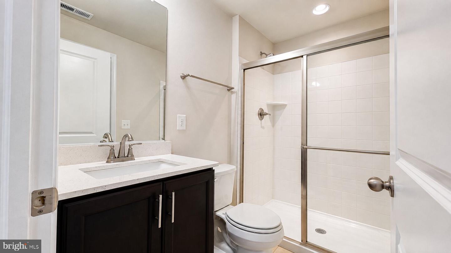 4809 Vista Green Ln Property Photo 7