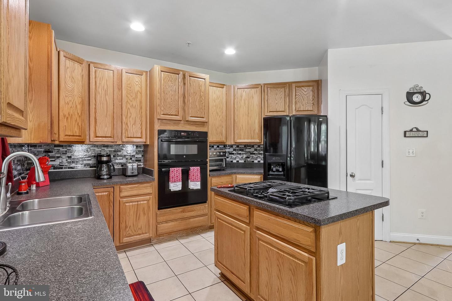 9003 Eldon Dr Property Photo 10