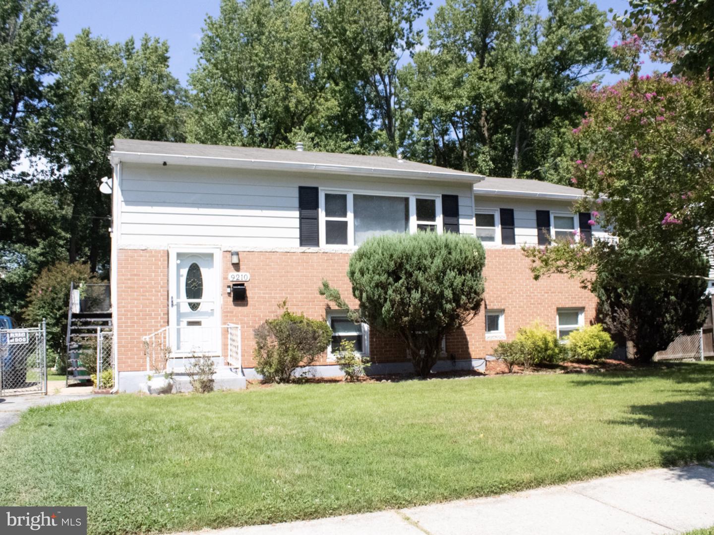 9210 Alcona St Property Photo 1