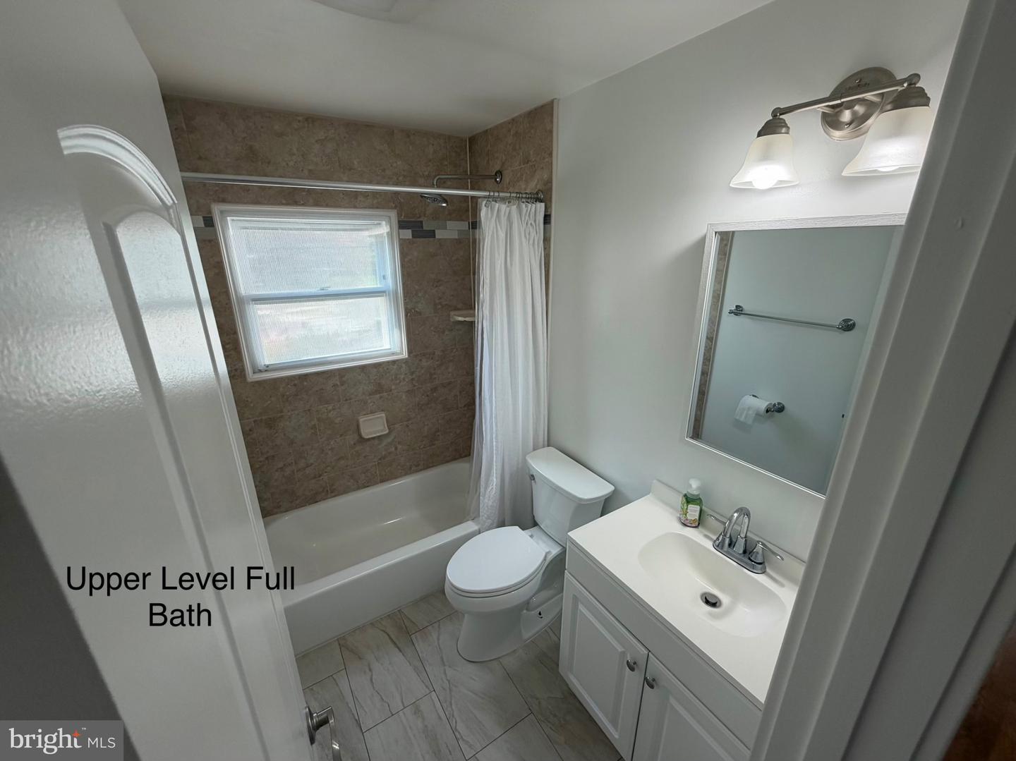9210 Alcona St Property Photo 9