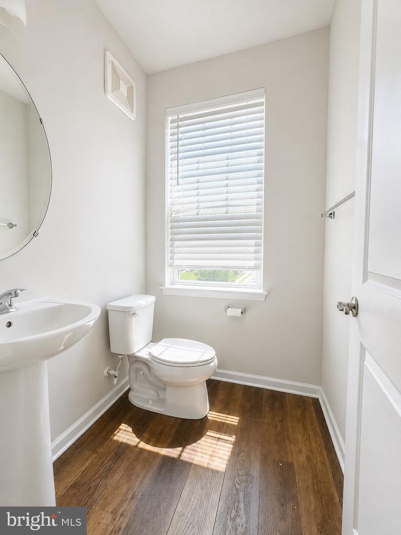 10552 Neil Armstrong Way Property Photo 10