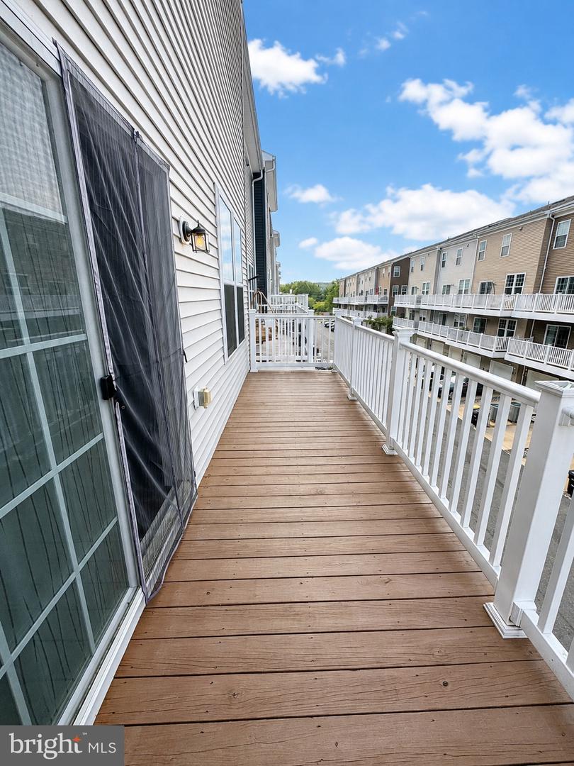 10552 Neil Armstrong Way Property Photo 11