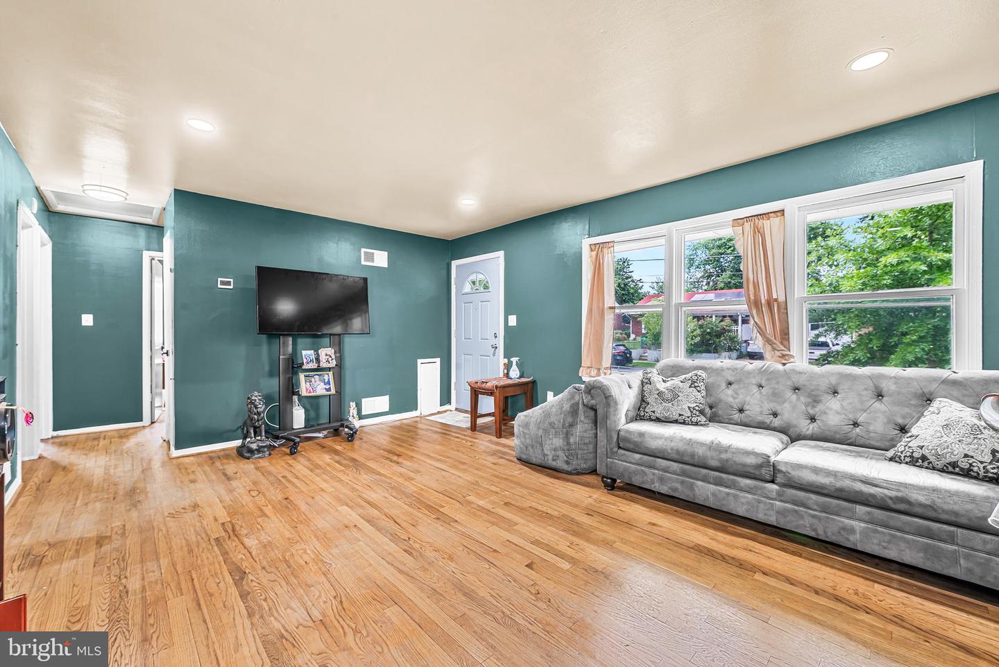 2213 Hannon St Property Photo 6