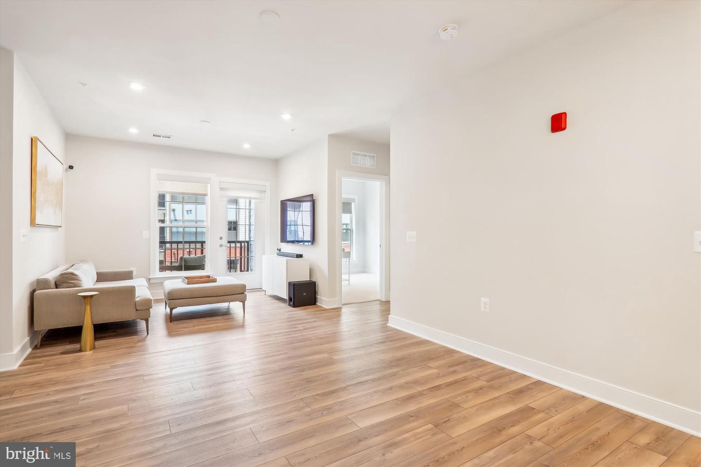 104 Saint Ives Pl #209 Property Photo 16