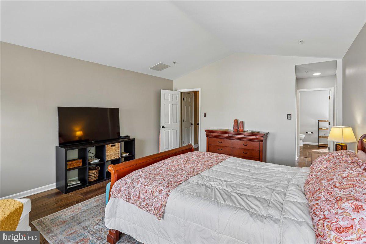 15103 Dalby Ct Property Photo 25