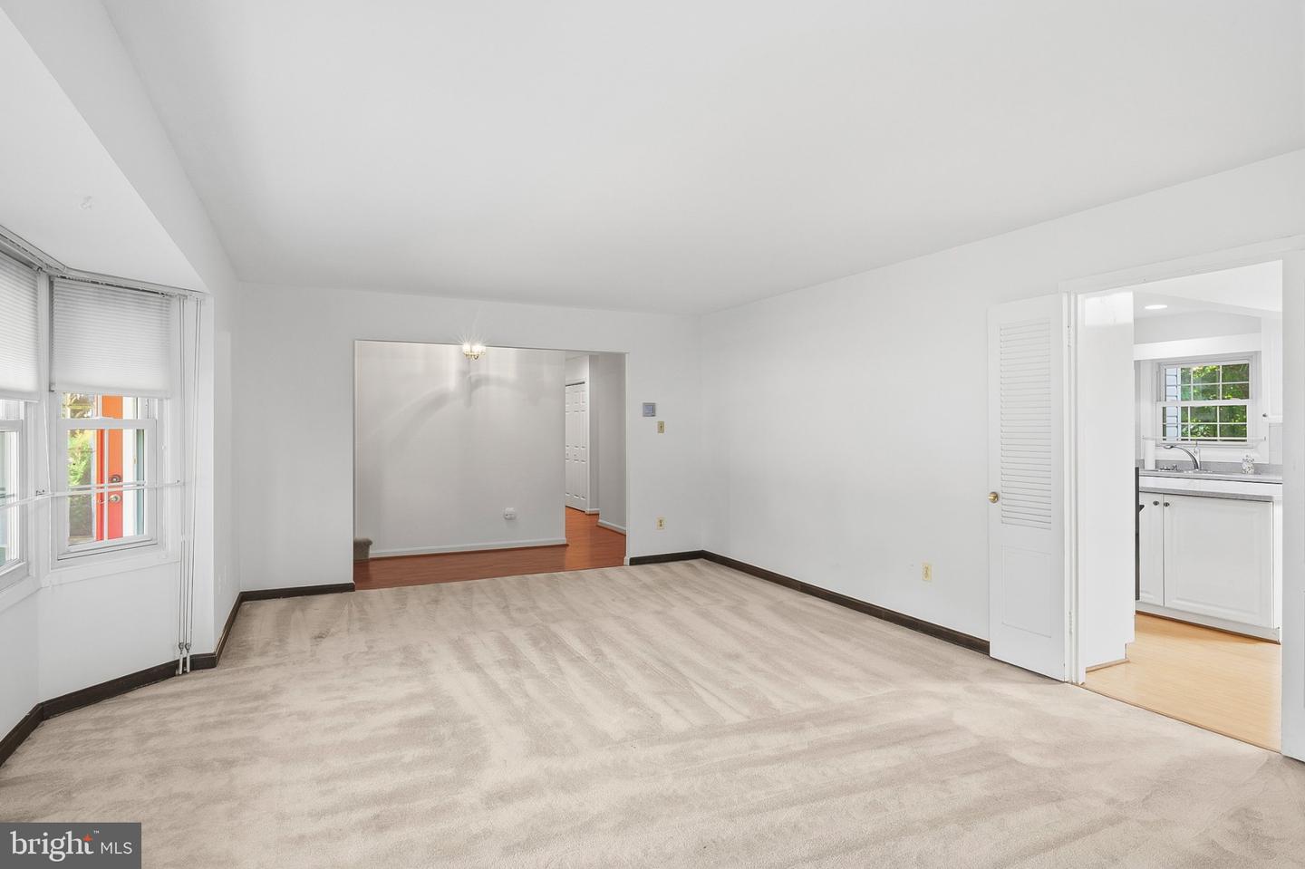 12102 Lerner Pl Property Photo 9