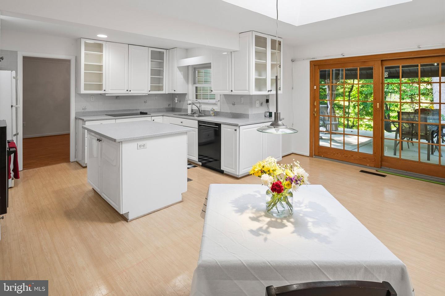 12102 Lerner Pl Property Photo 12