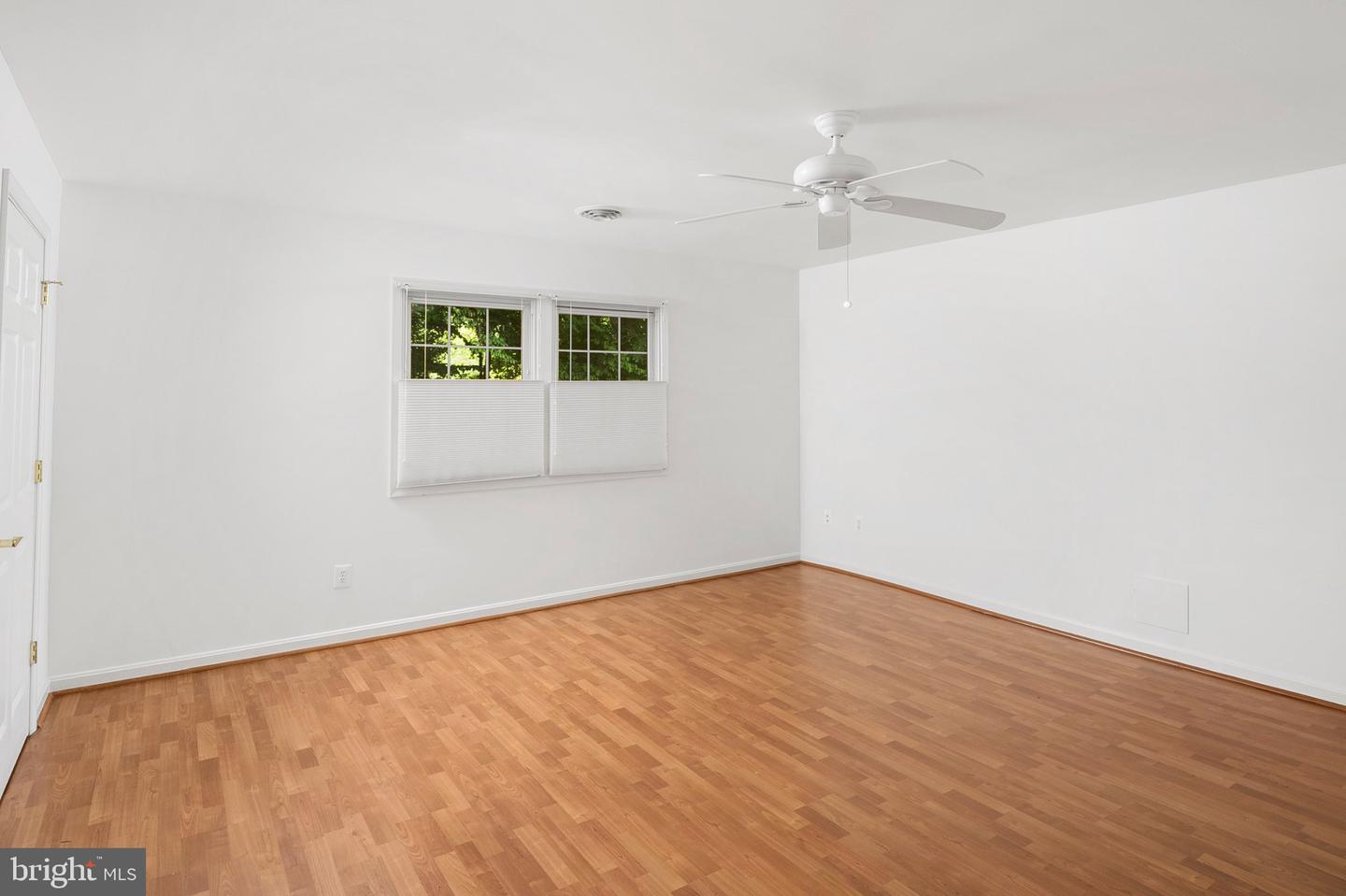 12102 Lerner Pl Property Photo 18