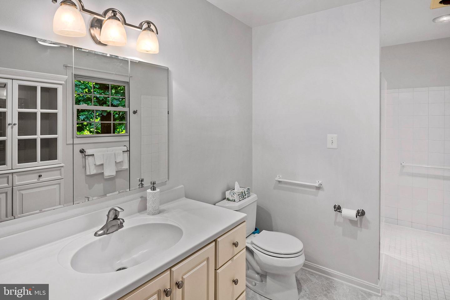 12102 Lerner Pl Property Photo 20