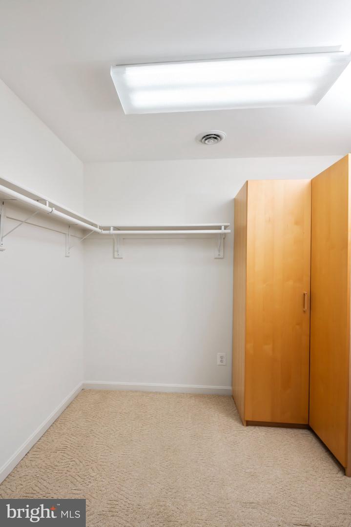 12102 Lerner Pl Property Photo 22
