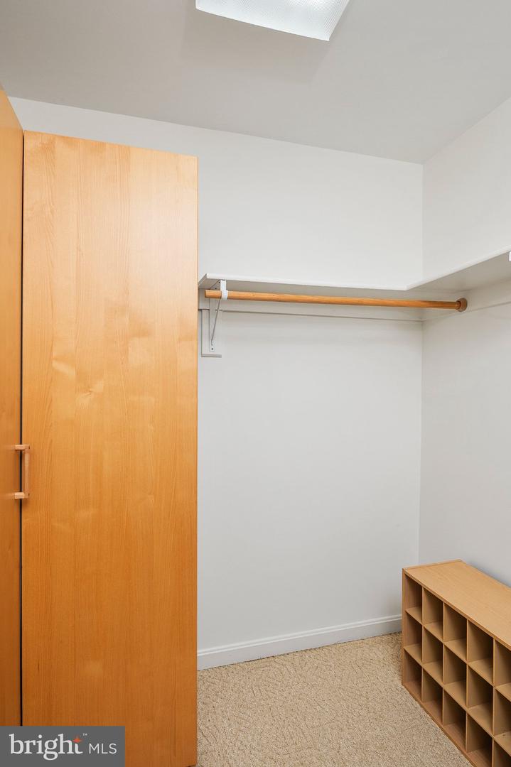 12102 Lerner Pl Property Photo 23